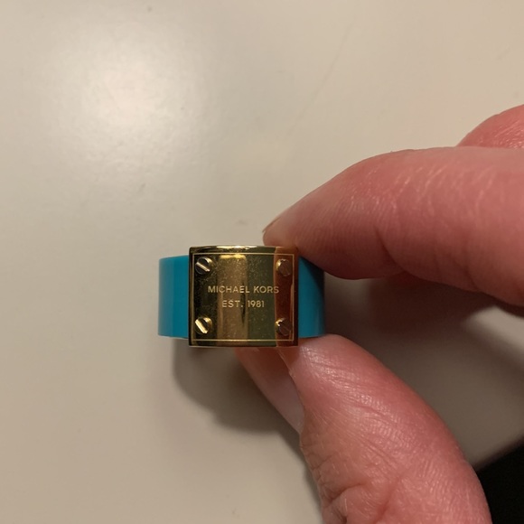 Michael Kors teal ring - Picture 2 of 4